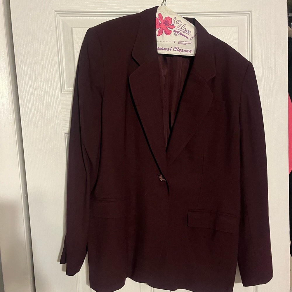 Chelsea Cambell 100% Wool Lining Burgundy Blazer Women’s Petite Size 12p